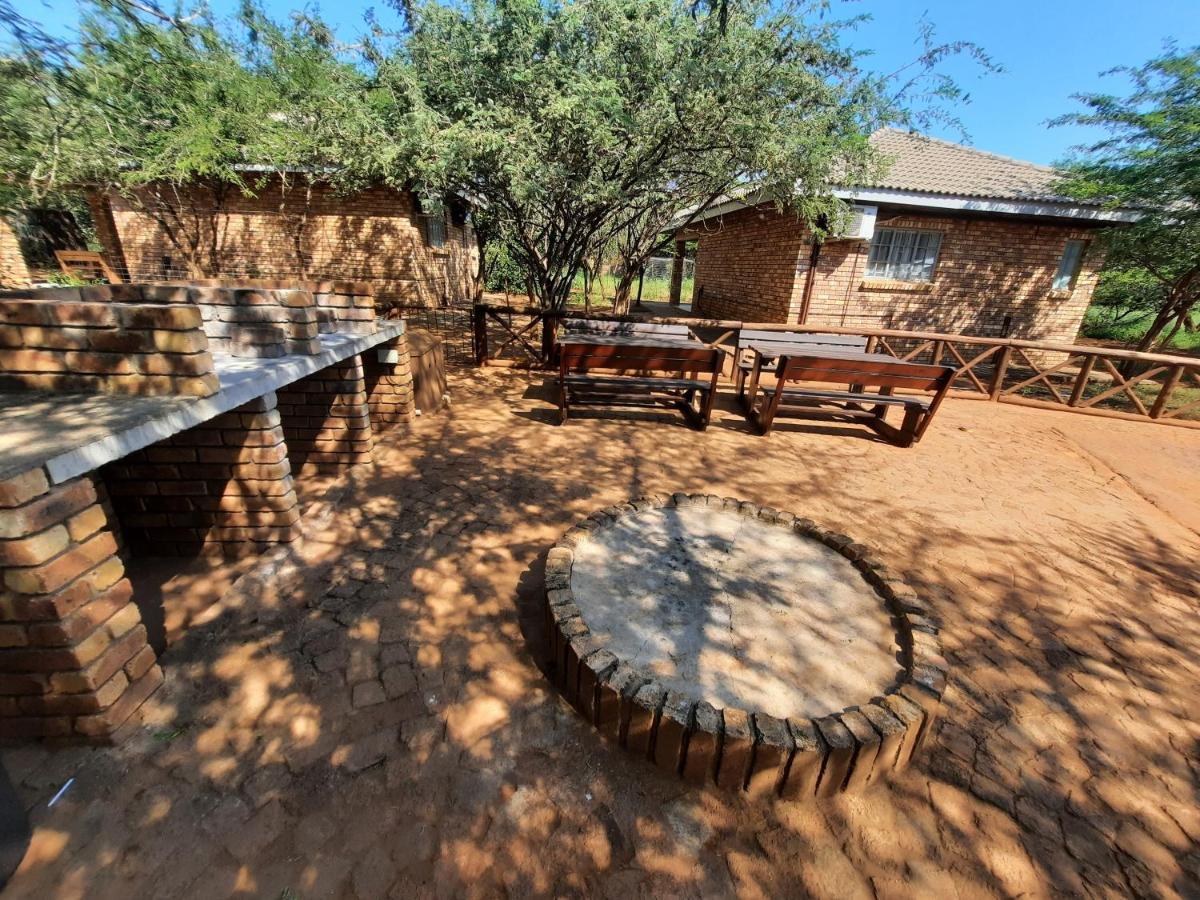 462 Bosbok Chalets Marloth Park Extérieur photo