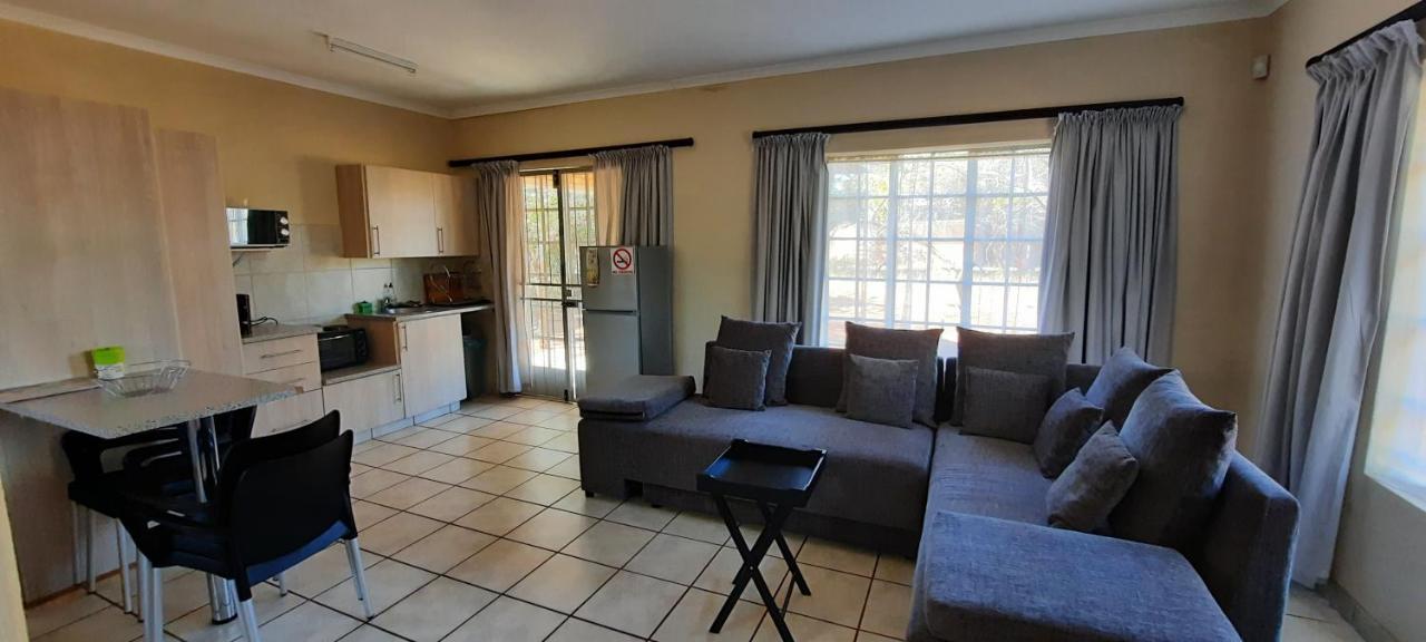 462 Bosbok Chalets Marloth Park Extérieur photo
