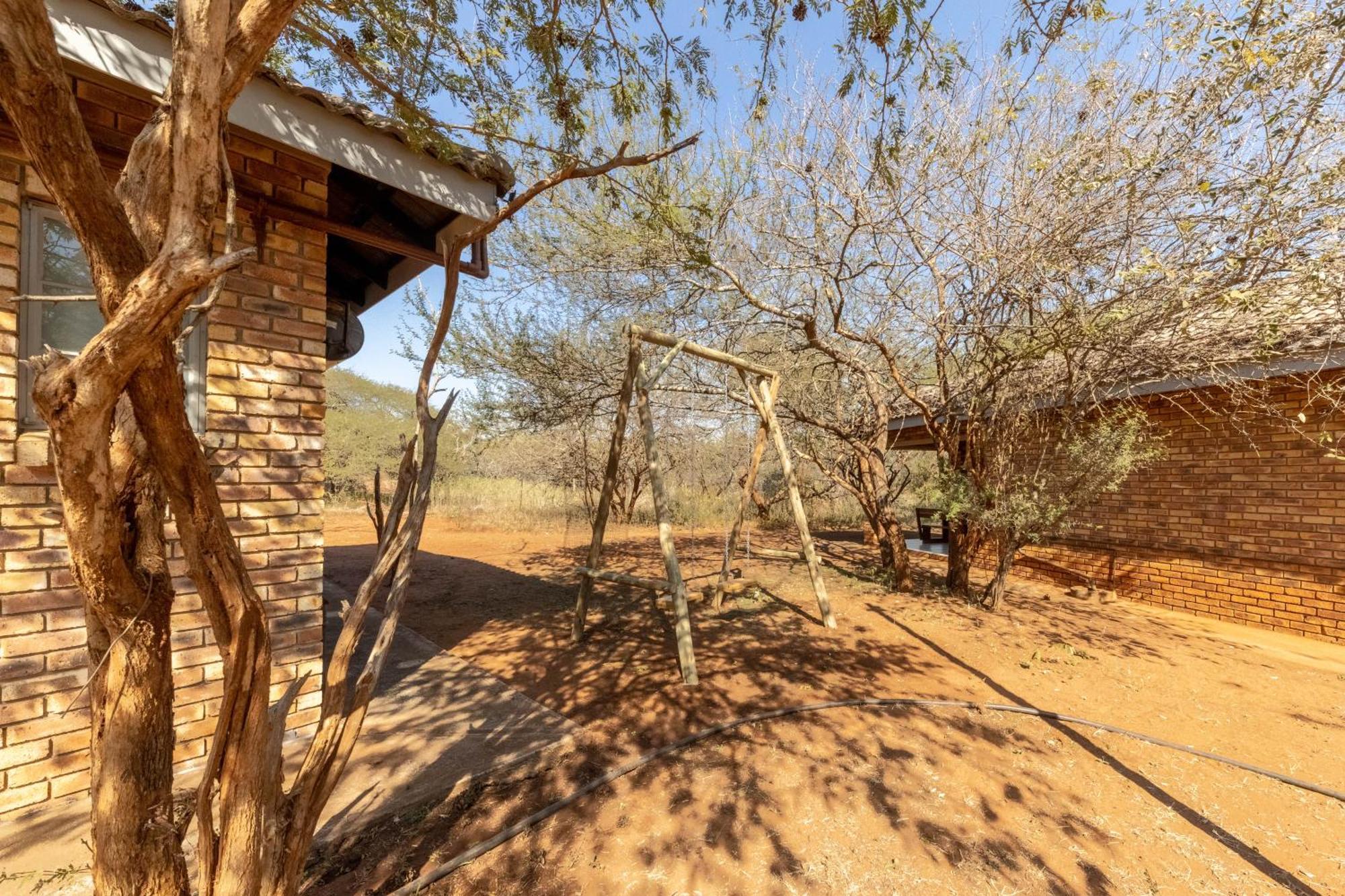 462 Bosbok Chalets Marloth Park Extérieur photo